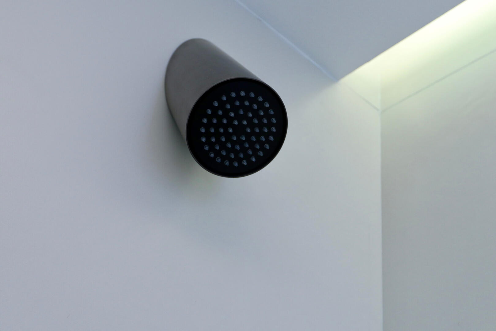 Stylish shower head, not only enjoyable but also looks great.